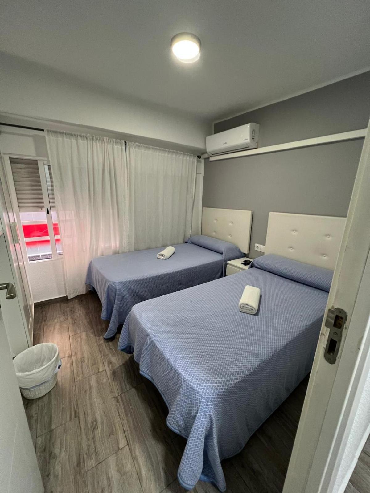 Guesthouse Central Alicante Exterior photo