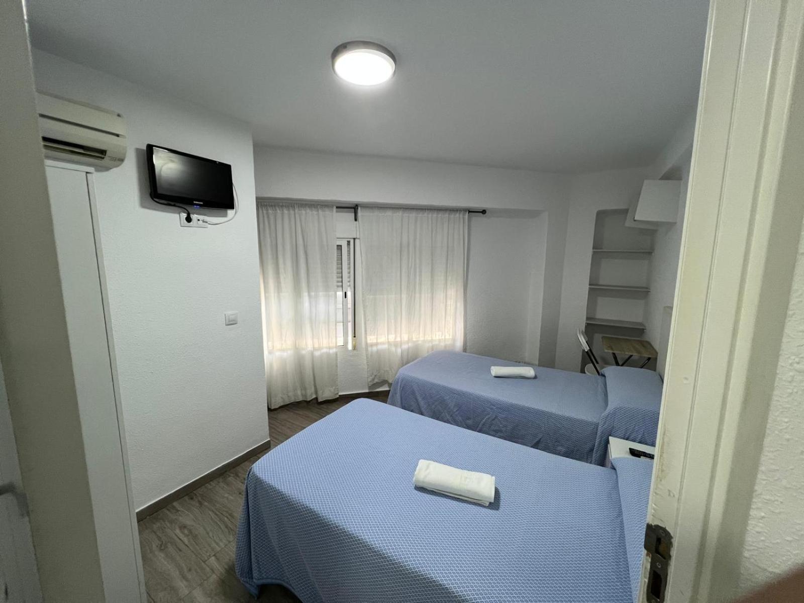 Guesthouse Central Alicante Exterior photo