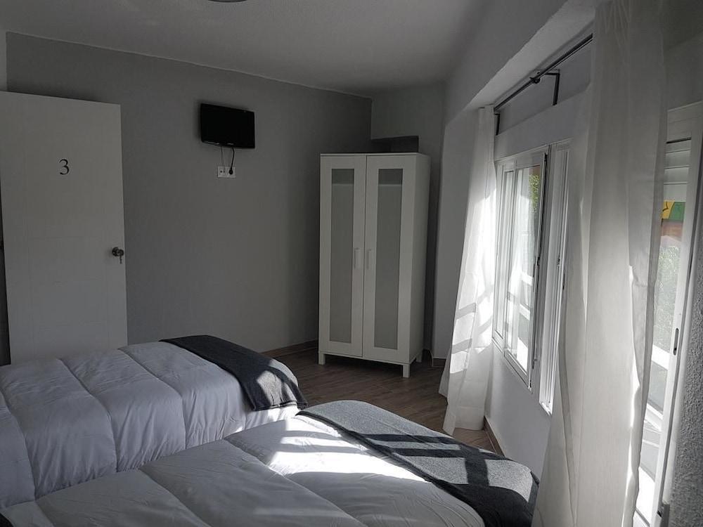 Guesthouse Central Alicante Exterior photo